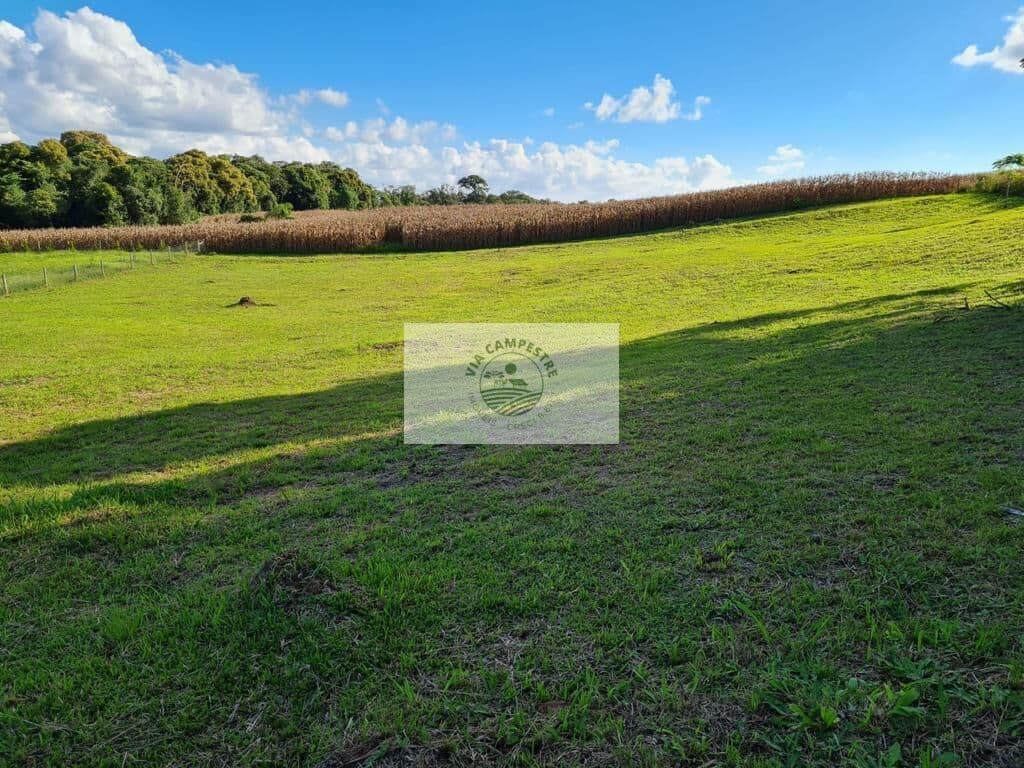 Terreno em condominio fechado, no Lageado, com 3.527 m², escriturado