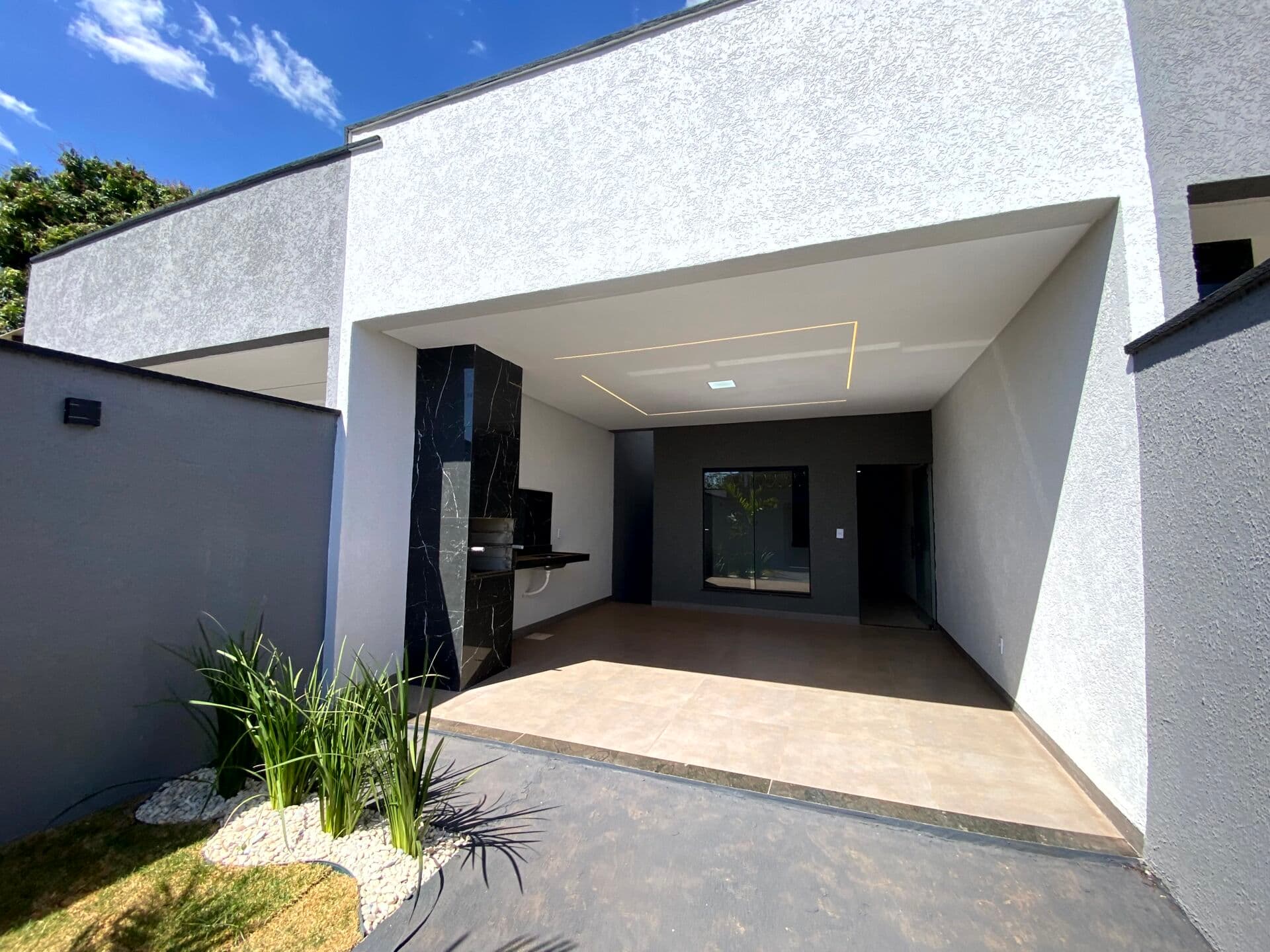 Casa de 2Q, sendo 1 Suíte no Setor Ponta Kayana | Trindade/GO