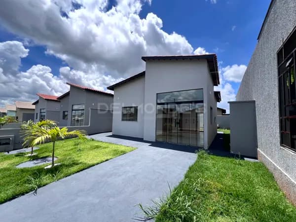 Casa em Condomínio Residencial Imperial | Trindade-GO
