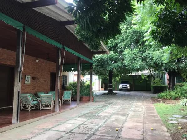 Casa residencial ou comercial no Bairro Santa Rosa em Cuiabá