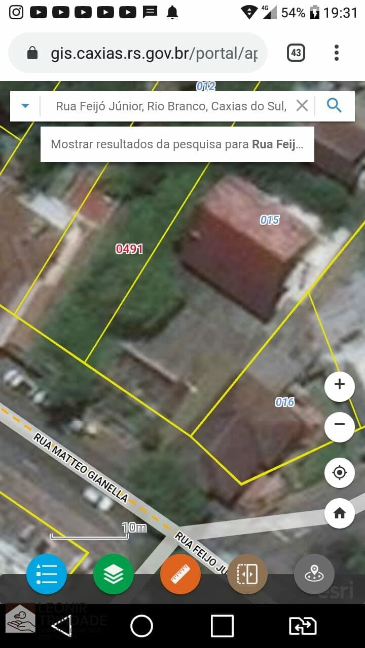 Vendo Terreno com casa, Ponto Comercial