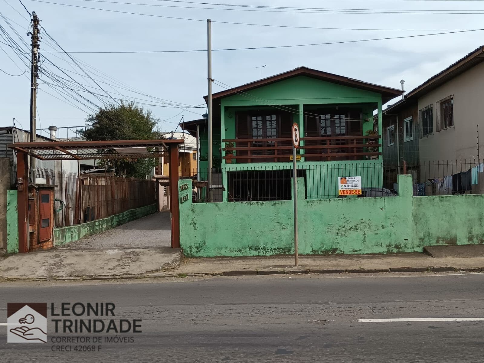 Terreno Residencial e Comercial, ideal para construtor e investidor, ótimo ponto.