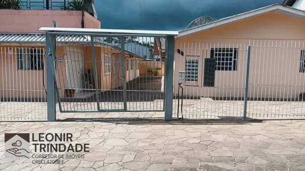 Casa com 2 dormitórios no Condomínio Vinhedos, Caxias do Sul, RS
