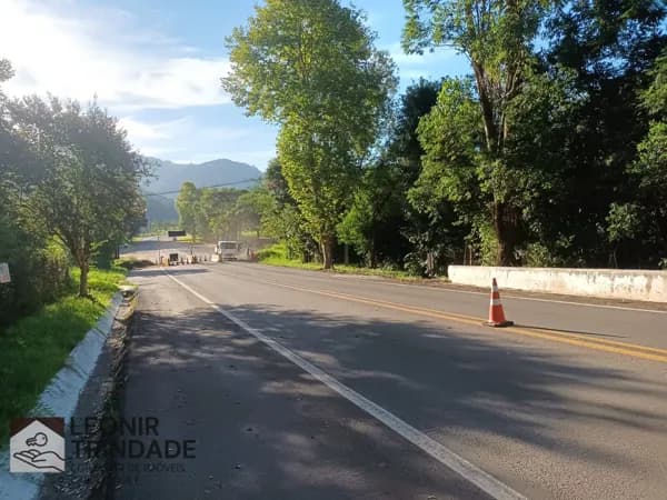 Área de Terra de 14 hectares na Rota Turistica de Nova Petrópolis, BR 116, Caxias do Sul, RS