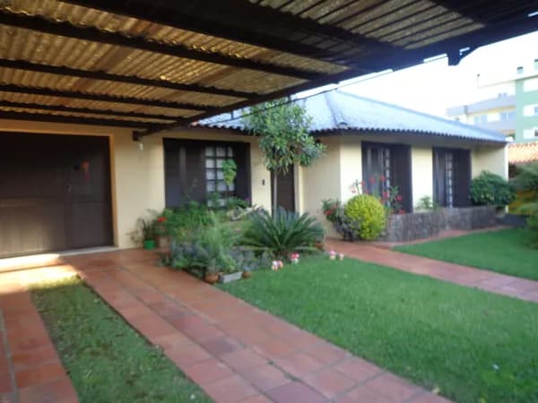Casa com 3 quartos sendo 1 suíte no Bela Vista, Caxias do Sul, RS