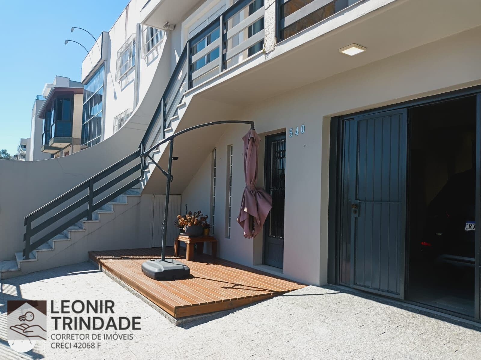 Casa de Alvenaria com 2 pavimentos, ponto Comercial ou Residencial