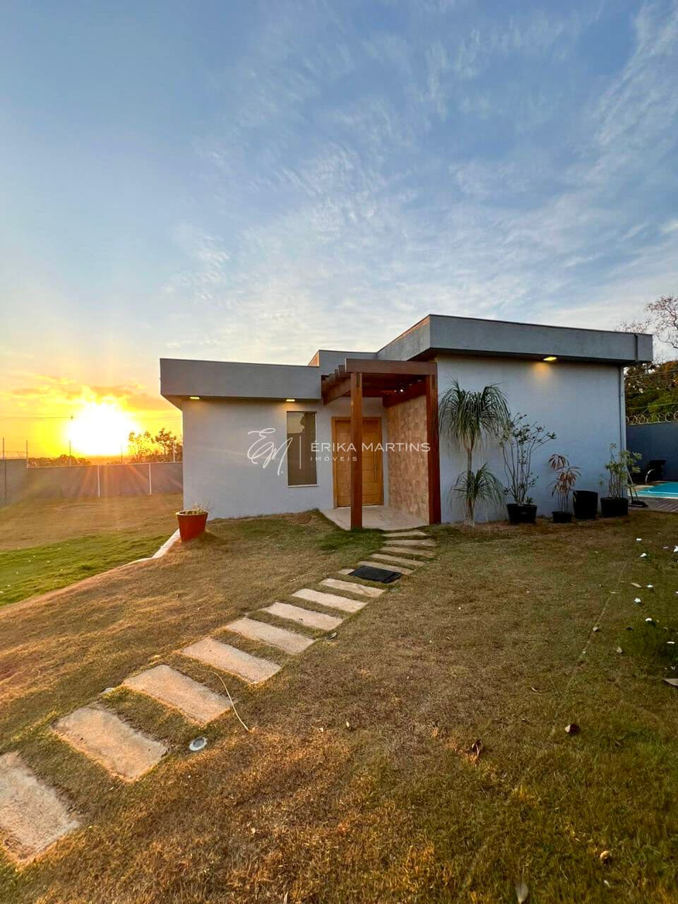 🏡 Casa Moderna 4 Quartos Mobiliada – Condomínio Estância das Petúnicas – Lagoa Santa