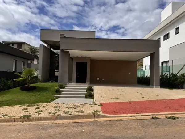 Casa com 4 quartos no Condomínio Gran Royalle - Lagoa Santa/MG