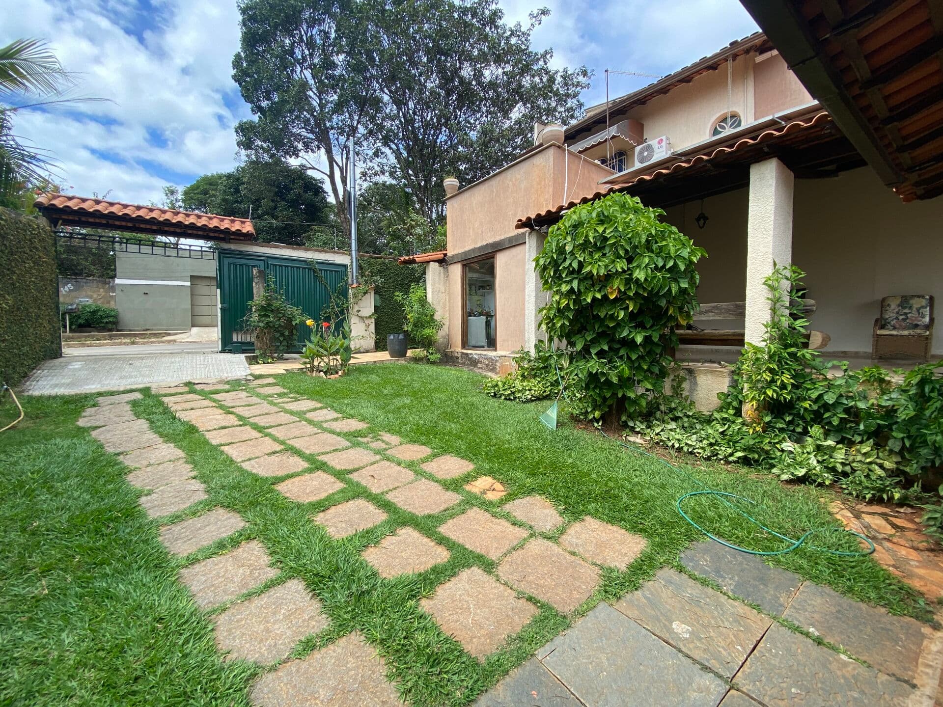 Casa 3 quartos no bairro Joá – Lagoa Santa | Vista para a Lagoa 🌅