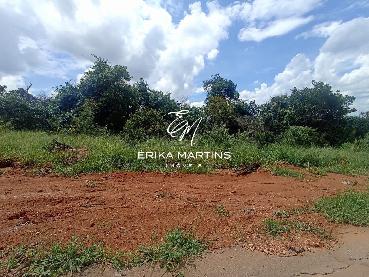 LOTE COMERCIAL 529,18M² NO RESIDENCIAL AMADEU - LAGOA SANTA/MG