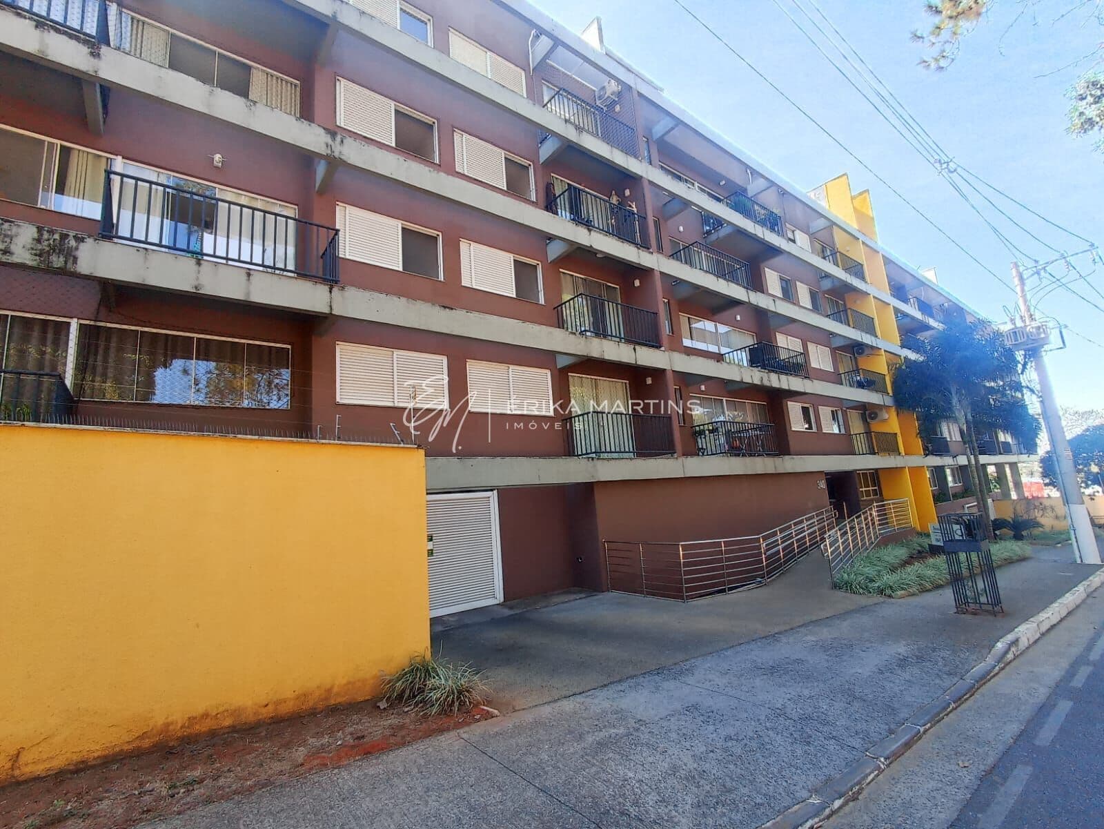 Apartamento com 3 quartos no bairro Bela Vista