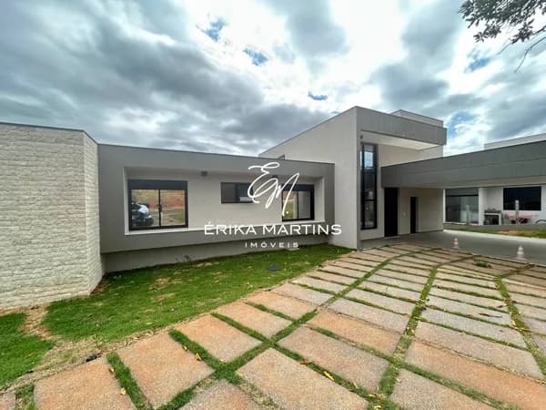 Casa em Condomínio 4 Quartos com Piscina e Sauna - Lagoa Santa/MG