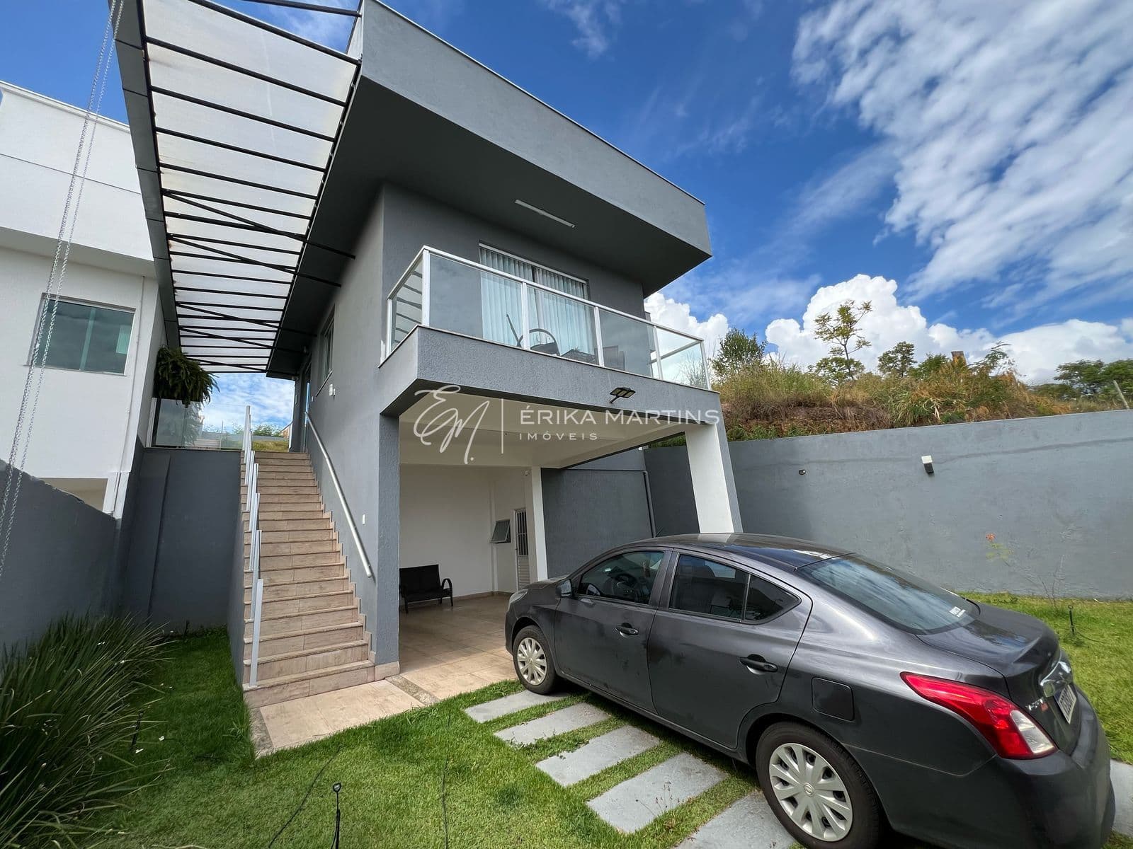 Casa com 3 Quartos sendo 01 suíte no bairro Shalimar - Lagoa Santa/MG