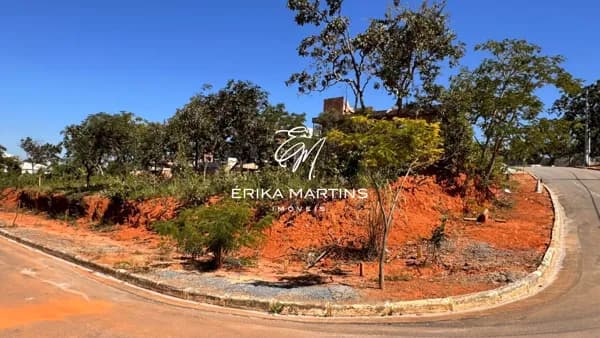 Lote ZR1 370 metros no Condominio Mariposas - Lagoa Santa