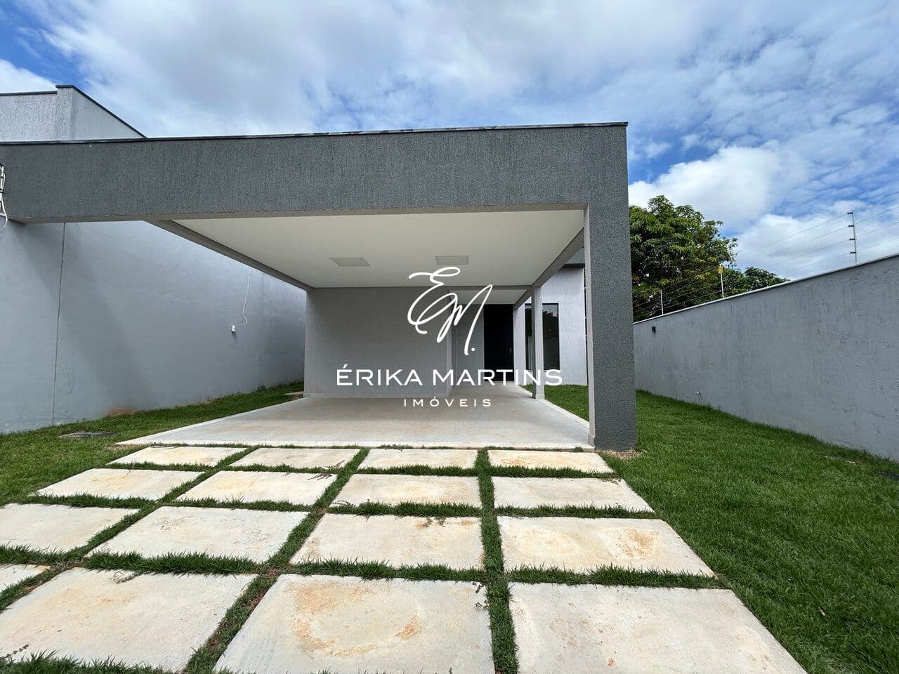 Casa 3 quartos sendo 1 suíte ampla com closet em Lagoa Santa – MG