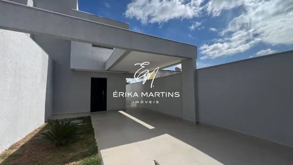Casa com 3 Quartos, Bairro por do Sol com Permuta Facilitada