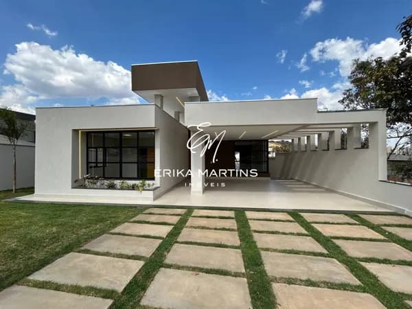 Casa 4 Quartos 4 quartos, incluindo uma suíte principal com closet no Condomínio Mariposas – Lagoa Santa MG