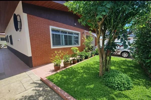 CASA 3 DORMITÓRIOS COM EDÍCULA NO SANTA ROSA/GUARUJÁ/SP