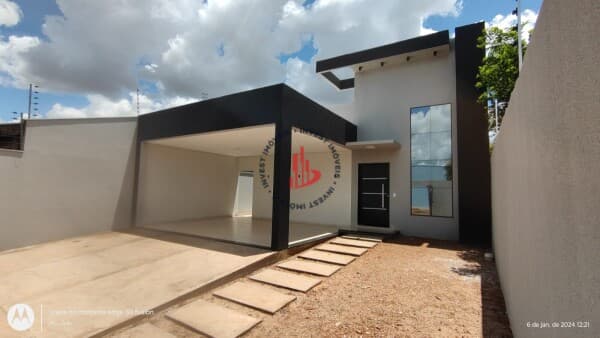VENDO CASA ALTO PADRAO NA VILA ADRIANA