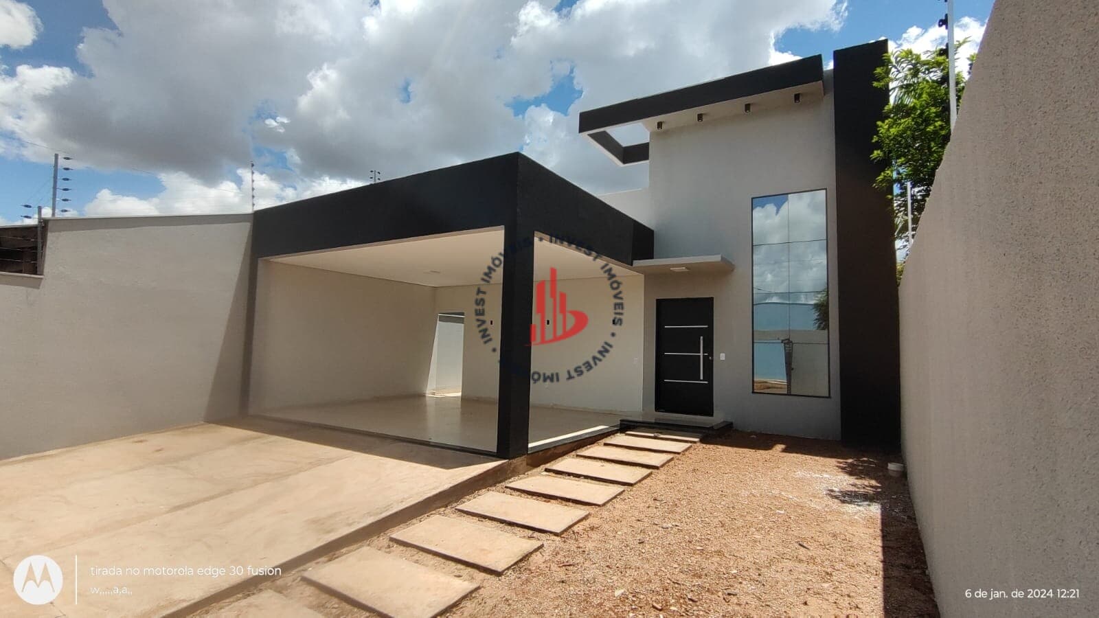 VENDO CASA ALTO PADRAO NA VILA ADRIANA