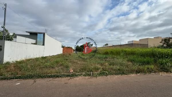 VENDO LOTE 450M² a duas quadras da Av Fernando Correa