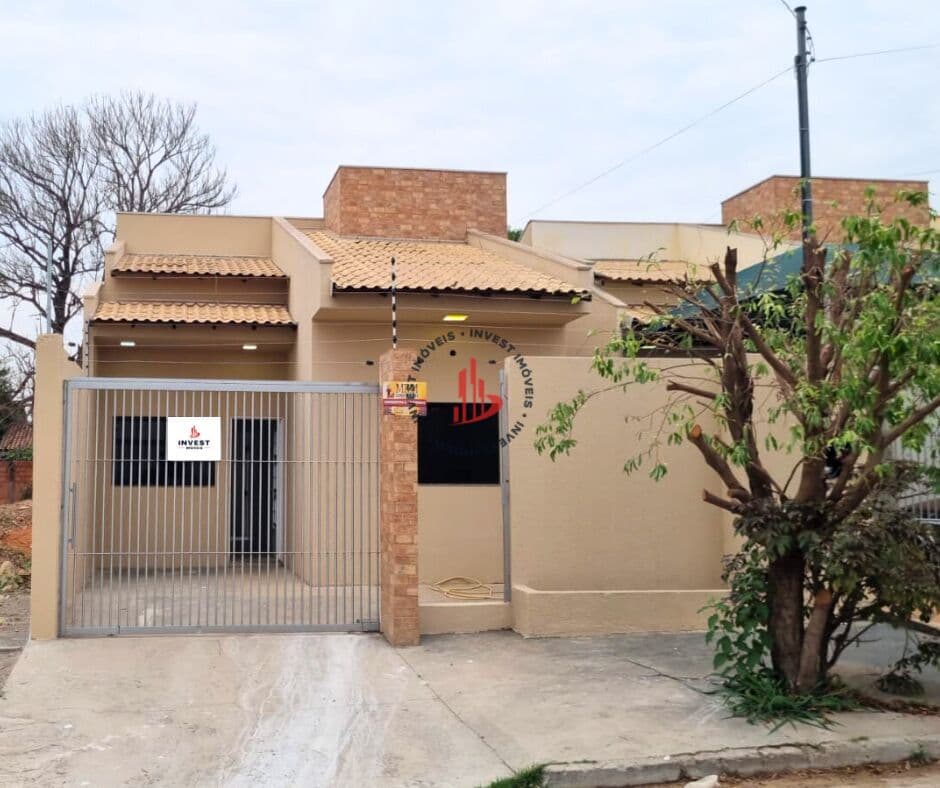 CASA DE 2 QUARTOS Á VENDA NA VILA RICA