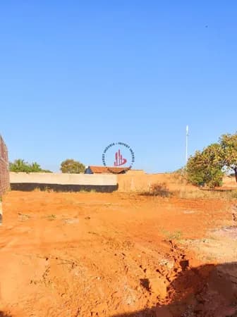 TERRENO À VENDA NO SAGRADA FAMÍLIA