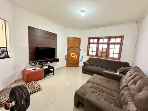 Casa em Araras - Jardim Cândida