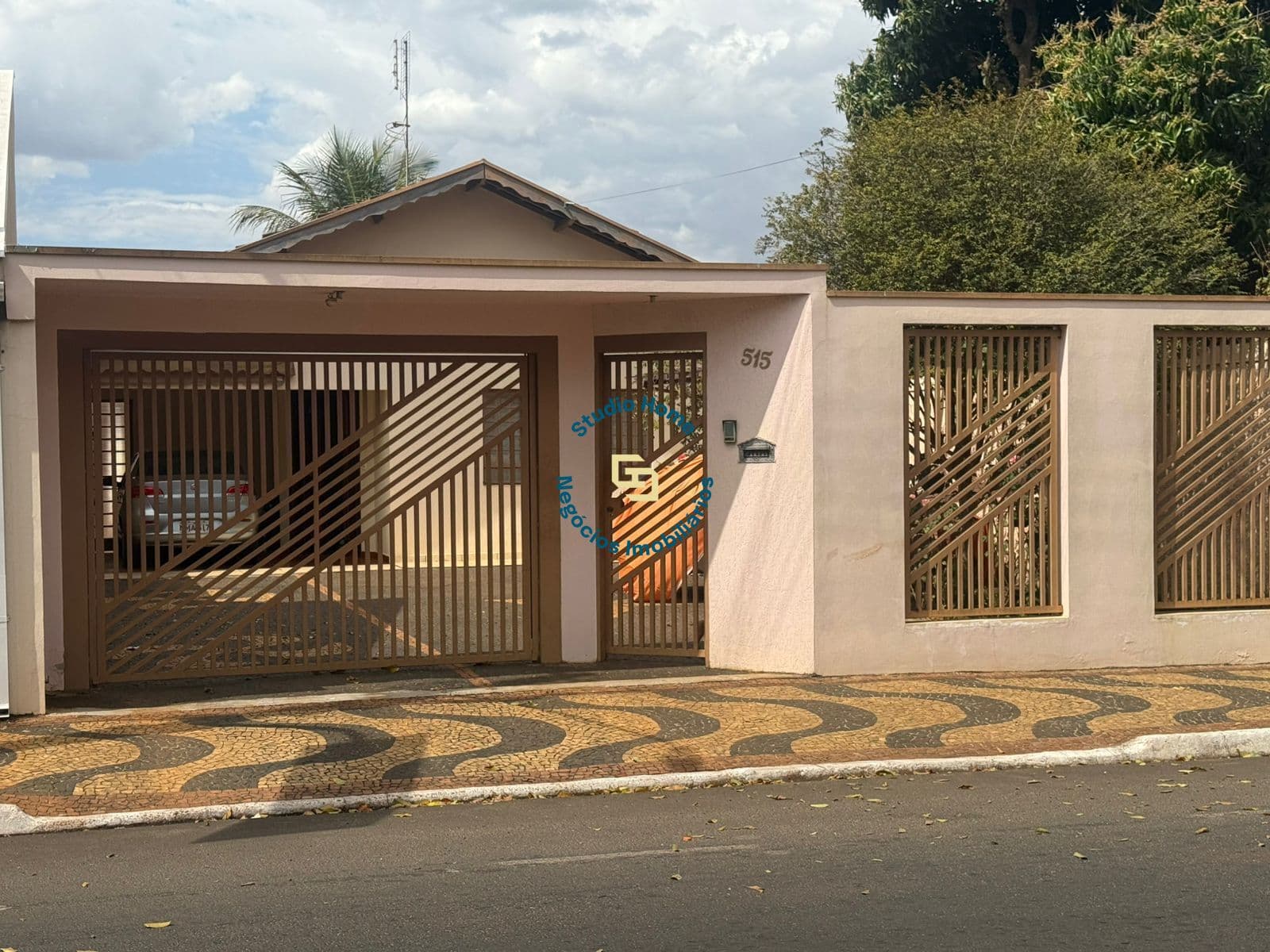 Casa em Jardim Eroísi, Leme/SP