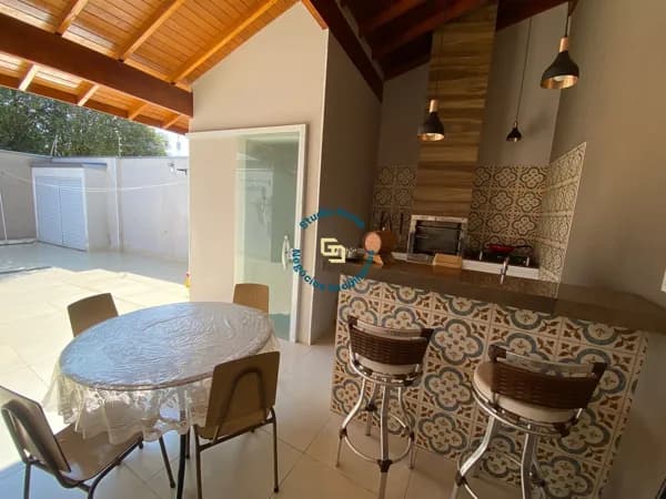 Casa em Jardim Belvedere, Araras/SP