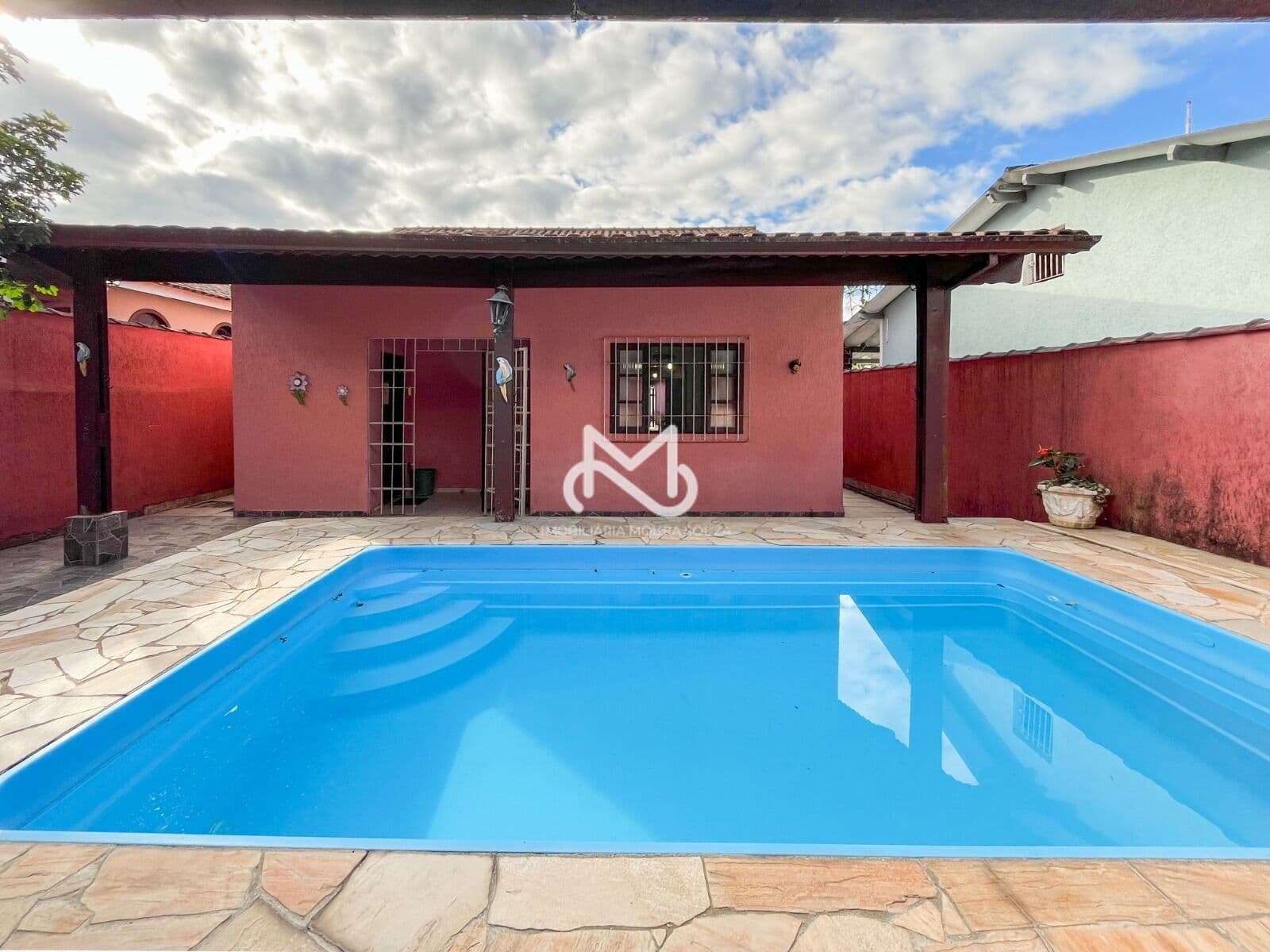 Casa à venda no bairro Vista Linda em Bertioga/SP
