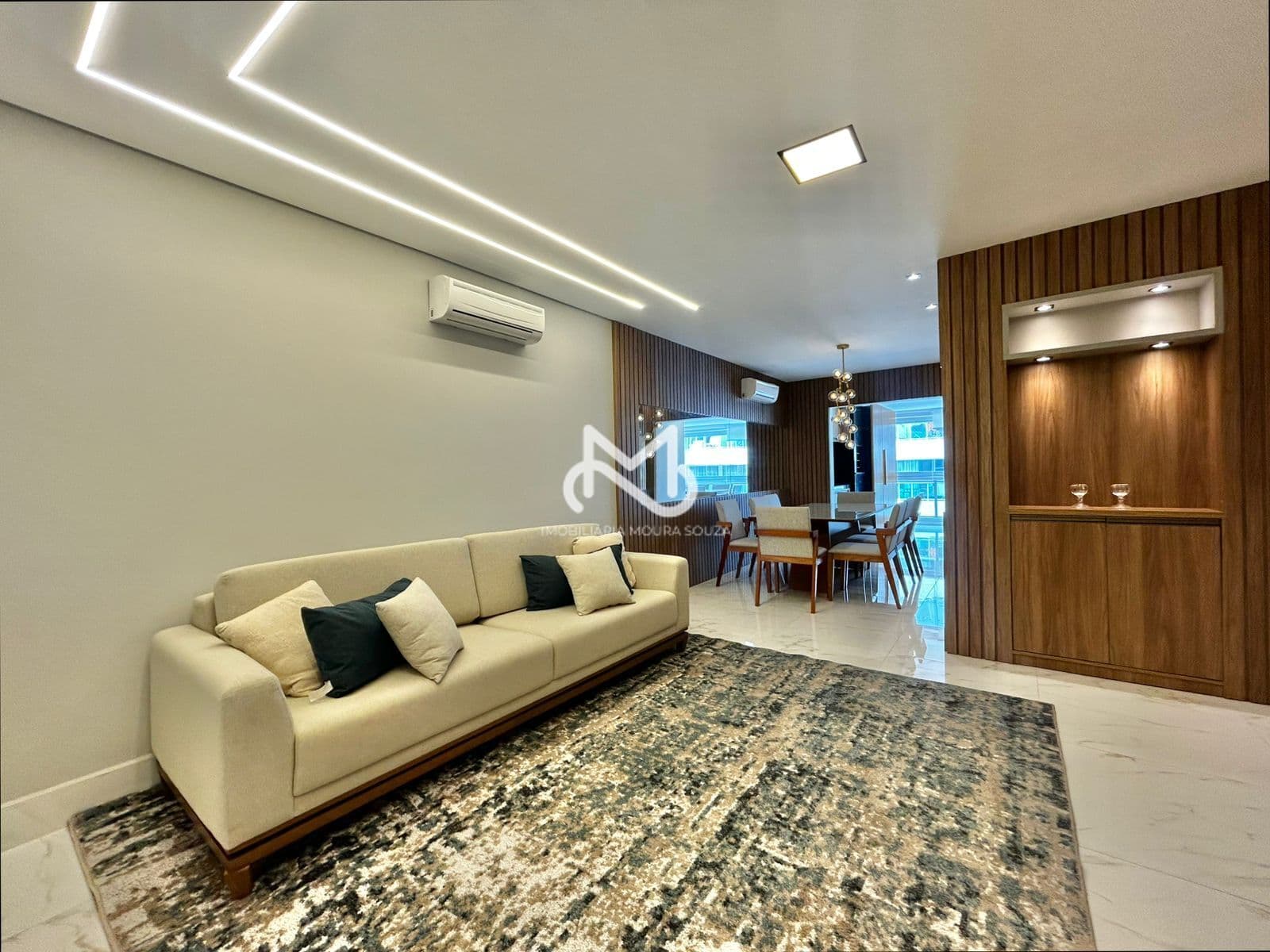 Apartamento de Alto Padrão à venda em Riviera de São Lourenço
