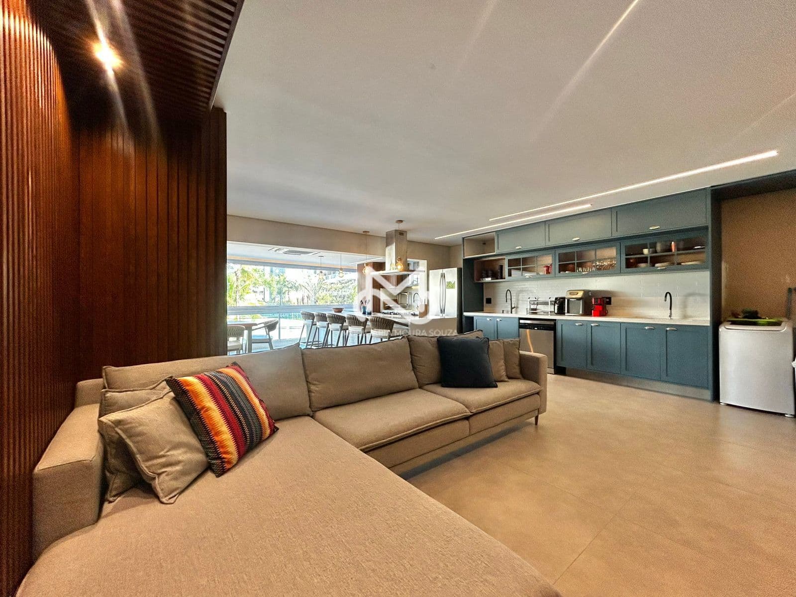Apartamento Alto Padrão à venda no Módulo 02 da Riviera de São Lourenço