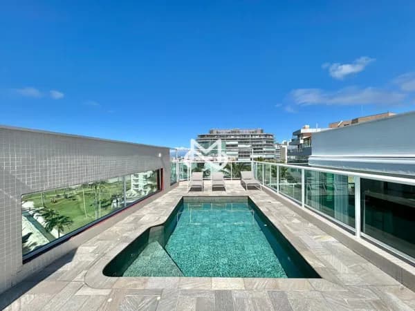 Apartamento de Alto Padrão no Módulo 04 da Riviera de São Lourenço.