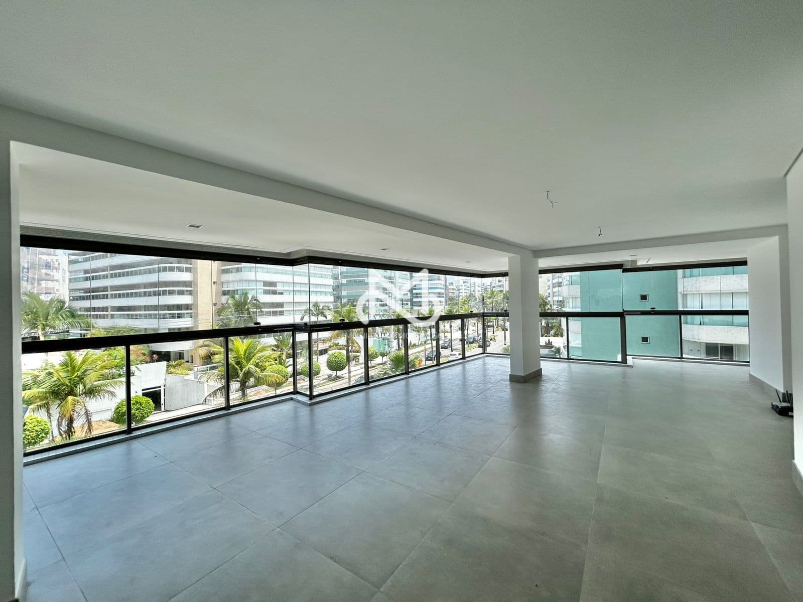 Apartamento de Alto Padrão no Módulo 21 em Riviera de São Lourenço