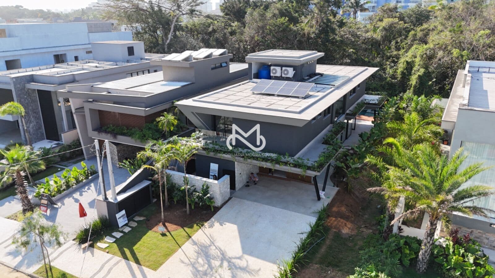 Casa de Alto Padrão no Módulo 11 em Riviera de São Lourenço
