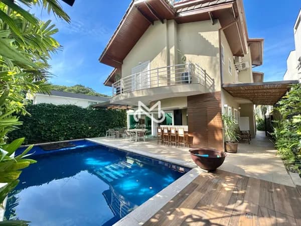 Casa de Alto Padrão no condomínio Hanga Roa, em Bertioga.