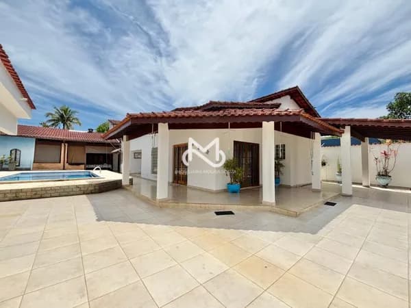 Casa à venda no Jardim Indaiá em Bertioga SP