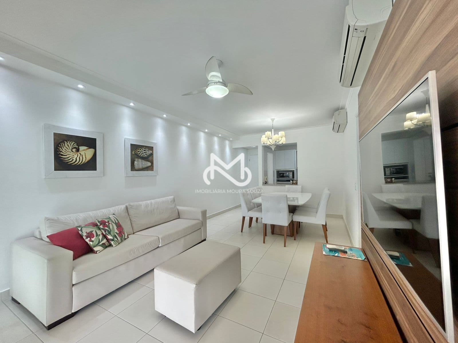 Apartamento de Alto Padrão com vista para o mar em Riviera de São Lourenço