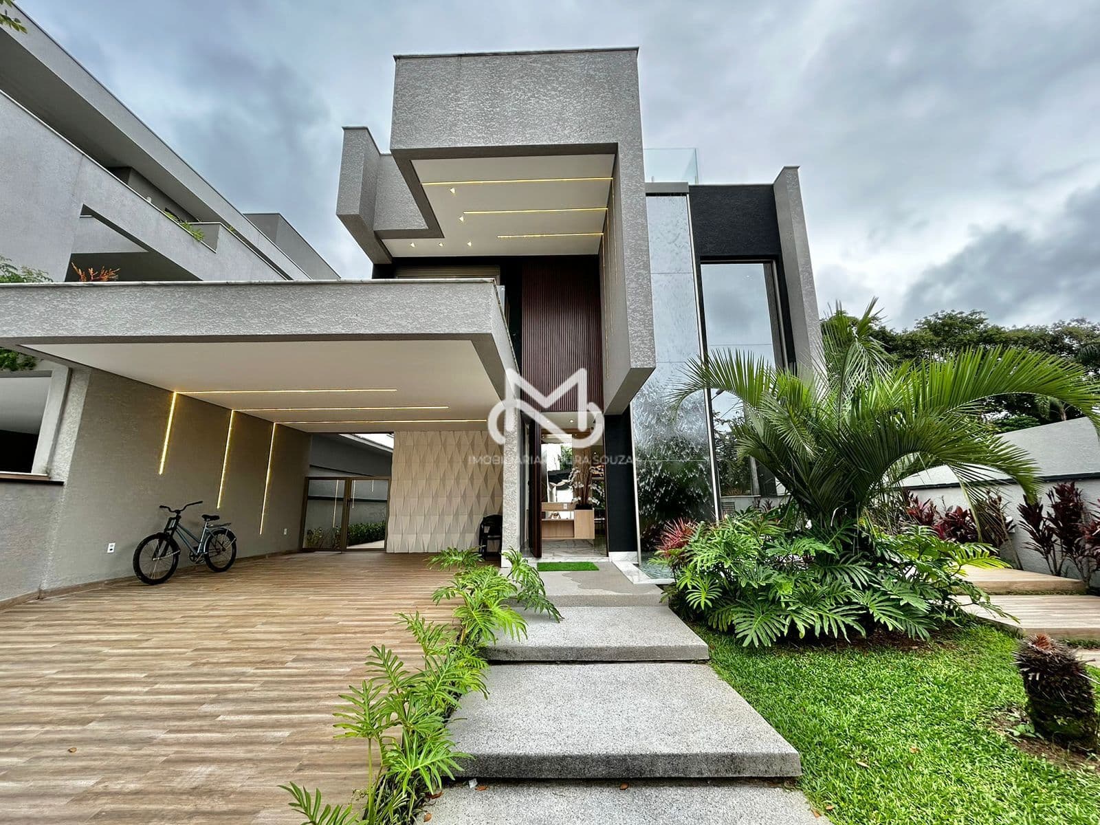 Casa Alto Padrão á venda no Módulo 17 da Riviera de São Lourenço