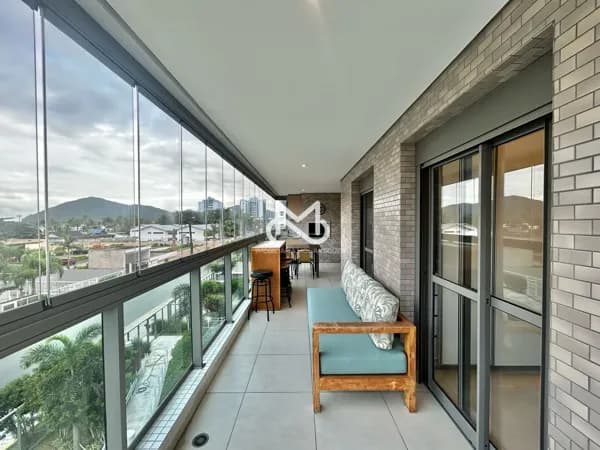 Apartamento com vista para o mar no Centro de Bertioga