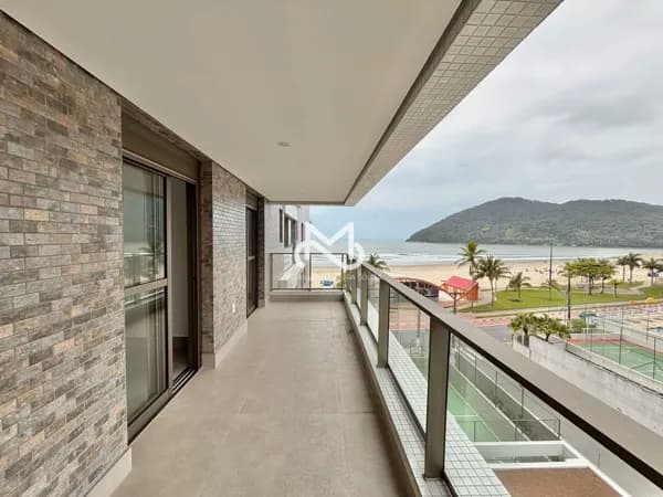 Apartamento frente mar no Centro de Bertioga