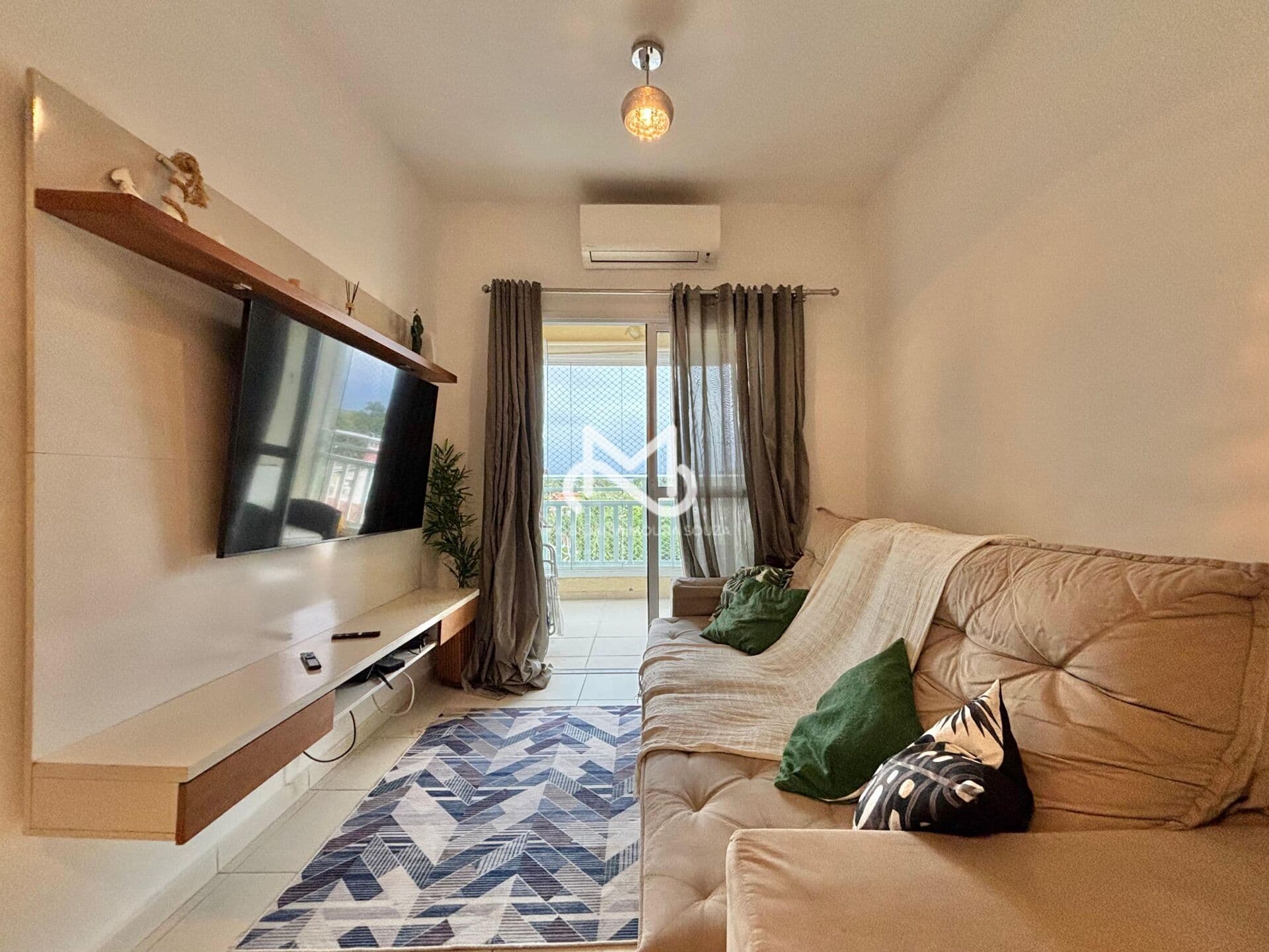 Apartamento à venda no Jardim Indaiá em Bertioga/SP