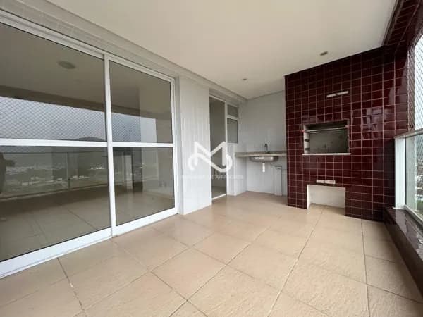 Apartamento à venda no Centro de Bertioga/SP