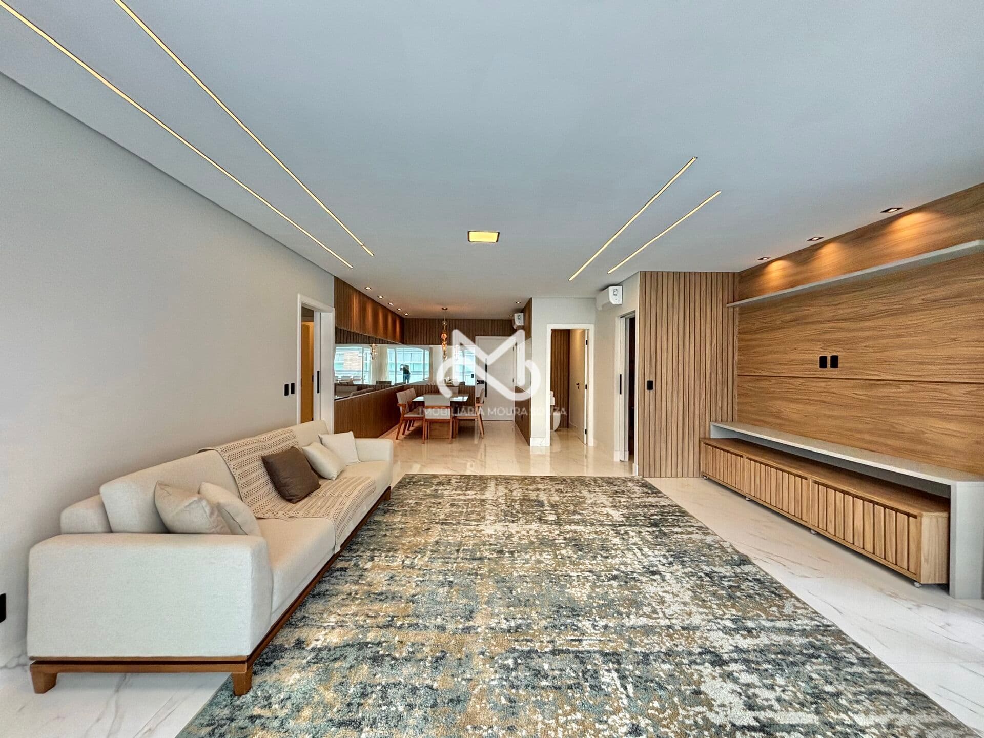 Apartamento de Alto Padrão à venda em Riviera de São Lourenço