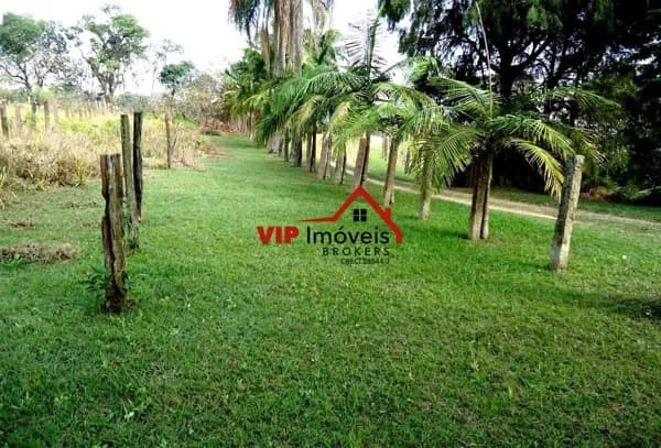 Excelente área de terreno com 80.000m² no Bairro dos Cafezais 1
