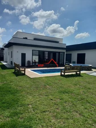 Excelente casa térrea de Alto Padrão no Condomínio Terras Caxambu com 340m²