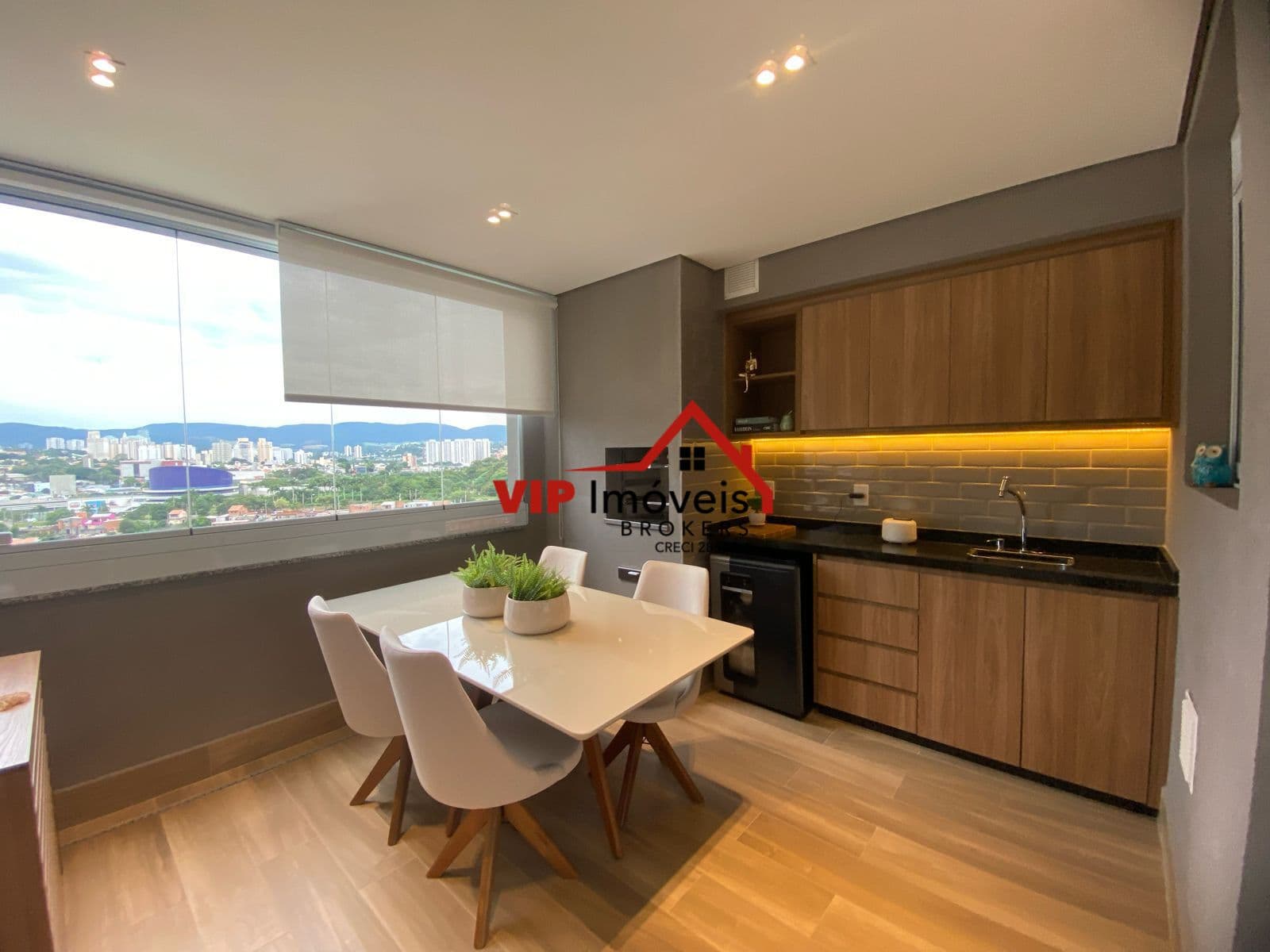 Lindo Apartamento no Condomínio Torres de Ozanan com 101m²