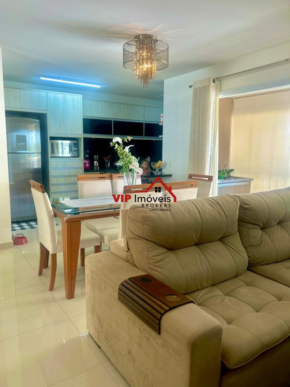 Lindo apartamento no Condomínio Resort Santa Angela com 90m²