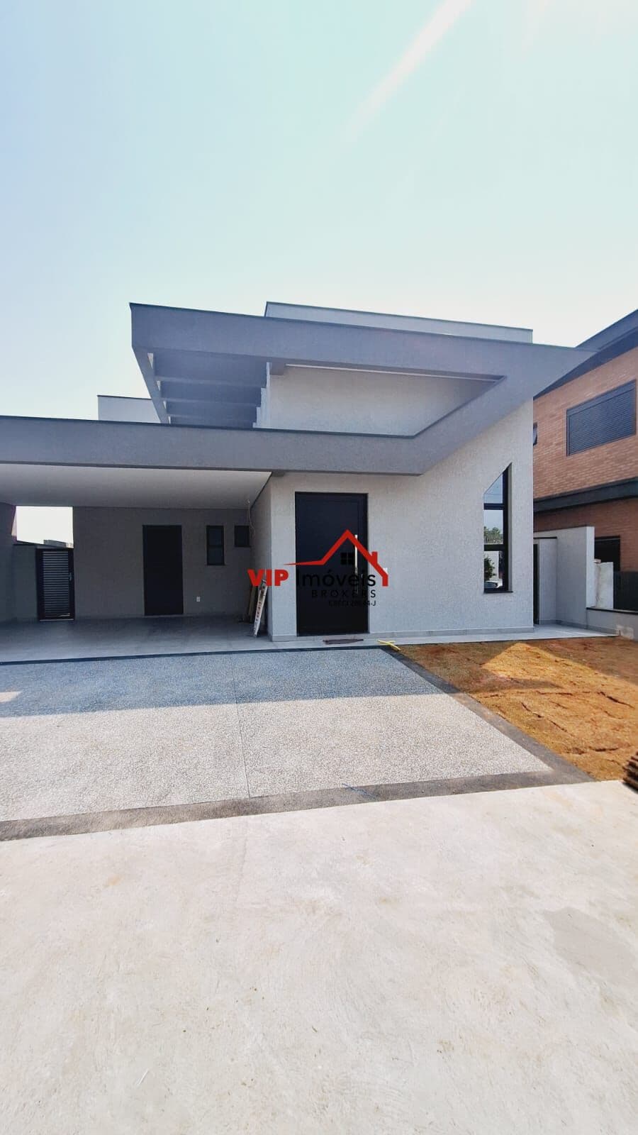Excelente casa Térrea com 3 suítes no Condomínio Gran Ville São Venancio